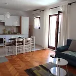 Delfin Apartments
